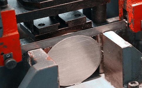 汉中影响双金属带锯条使用寿命的主要因素有哪些？